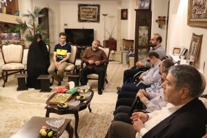 دیدار با  خانواده شهید حاتمی 